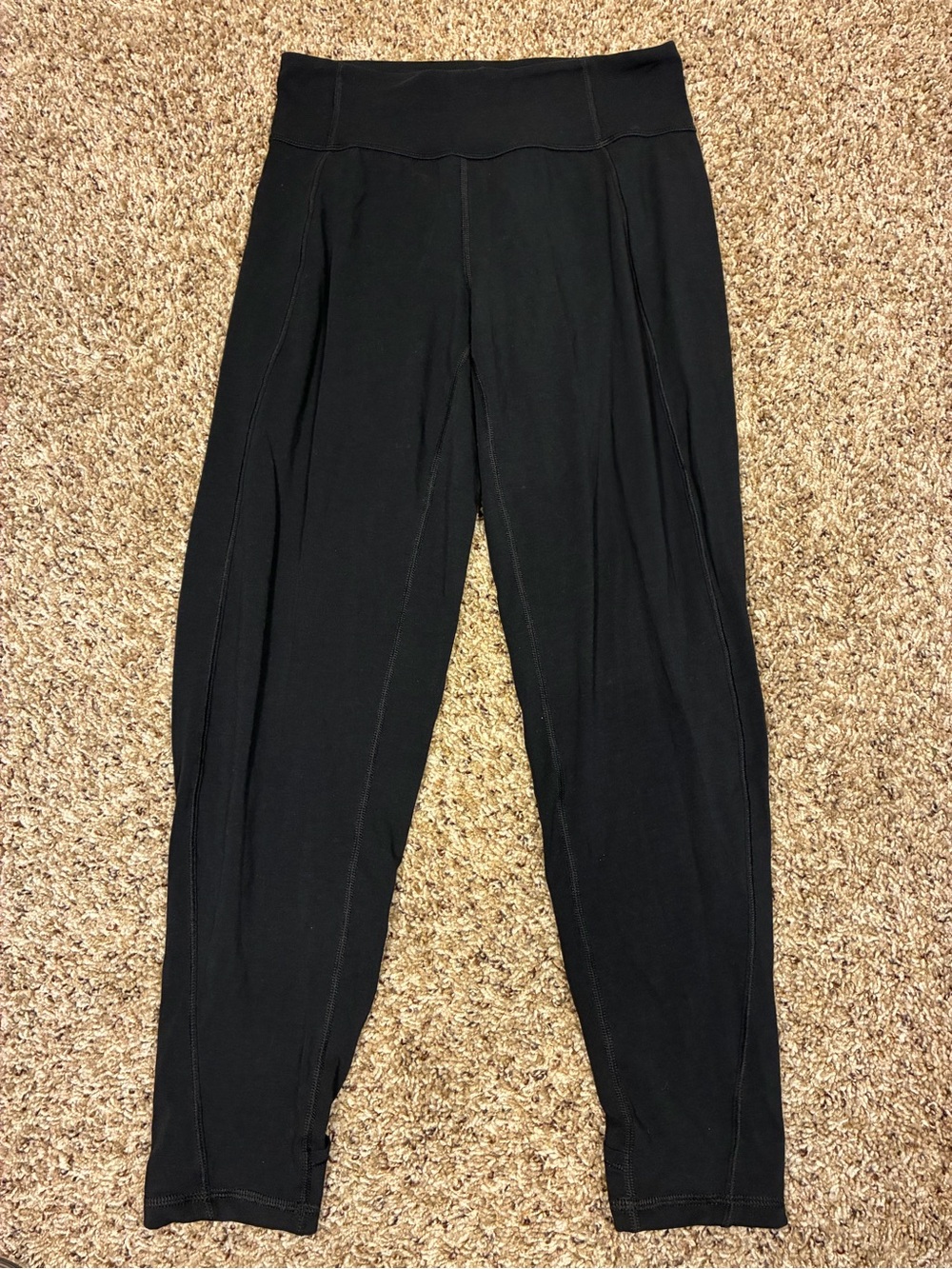 Lululemon Superb Open Slit Side Joggers - Picture 4 of 13